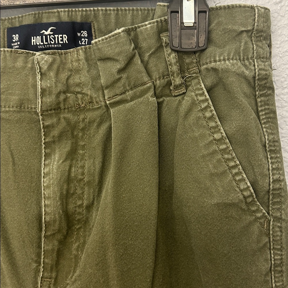 Hollister Khaki Green Trousers - Picture 4 of 6